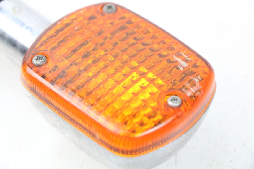 photo de CLIGNOTANT AVANT GAUCHE HONDA CA REBEL 125 (1995 - 2001) - Marquages et références