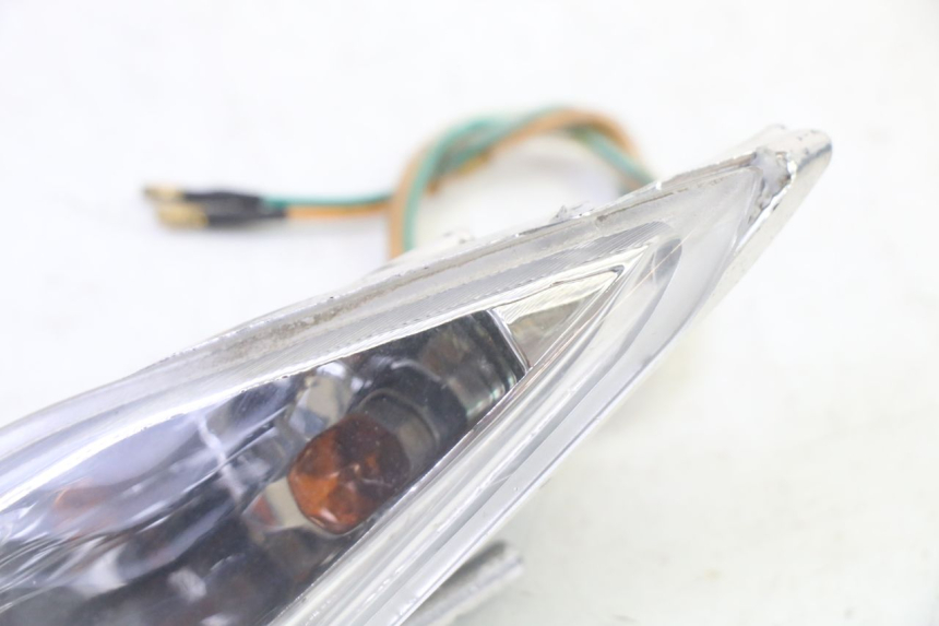 photo de CLIGNOTANT AVANT GAUCHE SYM CROX 4T 50 (2016 - 2023) - Zoom état d’usage