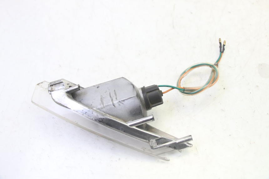 photo de CLIGNOTANT AVANT GAUCHE SYM CROX 4T 50 (2016 - 2023) - Autre angle de vue