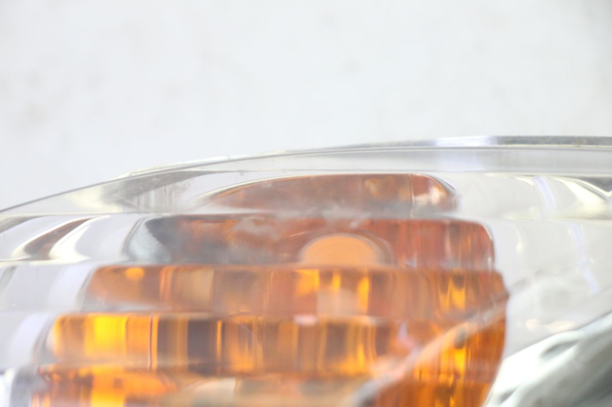 photo de CLIGNOTANT AVANT GAUCHE YAMAHA CYGNUS X INJECTION 125 (2007 - 2013) - Autre angle de vue