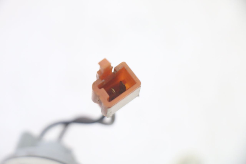 photo de CLIGNOTANT AVANT GAUCHE YAMAHA CYGNUS X INJECTION 125 (2007 - 2013) - État de surface