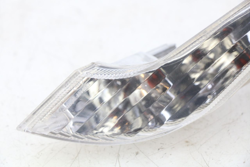 photo de CLIGNOTANT AVANT GAUCHE PEUGEOT E-VIVACITY 1 (2012 - 2018) - Gros plan technique