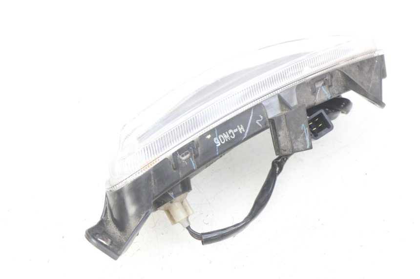 photo de CLIGNOTANT AVANT GAUCHE YAMAHA D'ELIGHT DELIGHT 115 (2013 - 2017) - État de surface