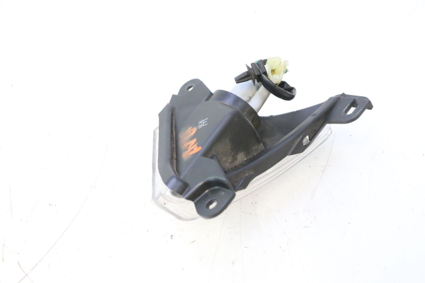 photo de CLIGNOTANT AVANT GAUCHE KAWASAKI ER-6 ER6 N 650 (2005 - 2009) - Gros plan technique
