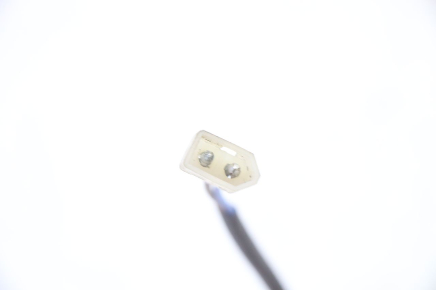 photo de CLIGNOTANT AVANT GAUCHE APRILIA ETX 125 (1998 - 2002) - Gros plan technique