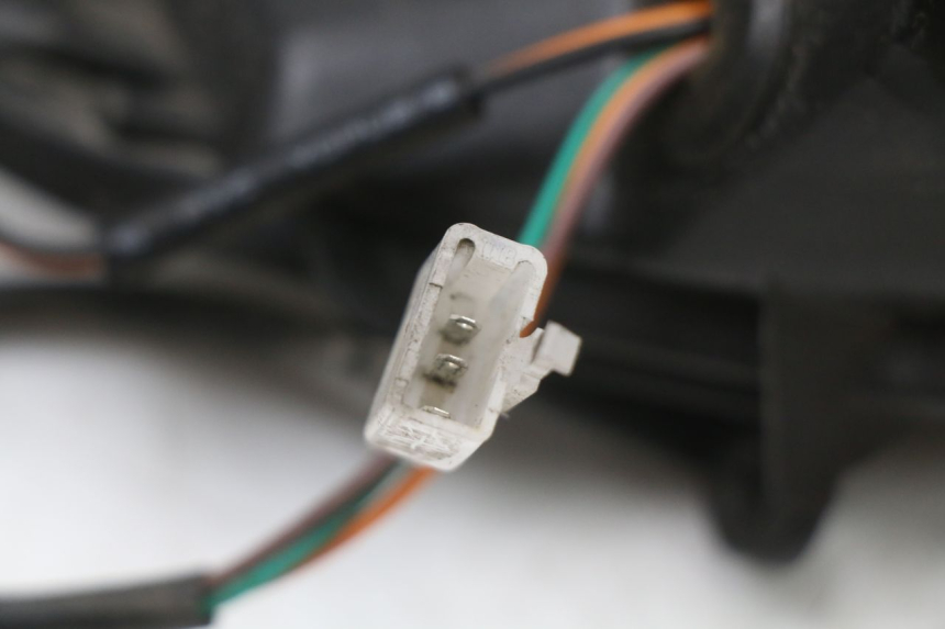 photo de CLIGNOTANT AVANT GAUCHE JM MOTORS EVOLIS 4T 50 (2018 - 2022) - Vue d’ensemble