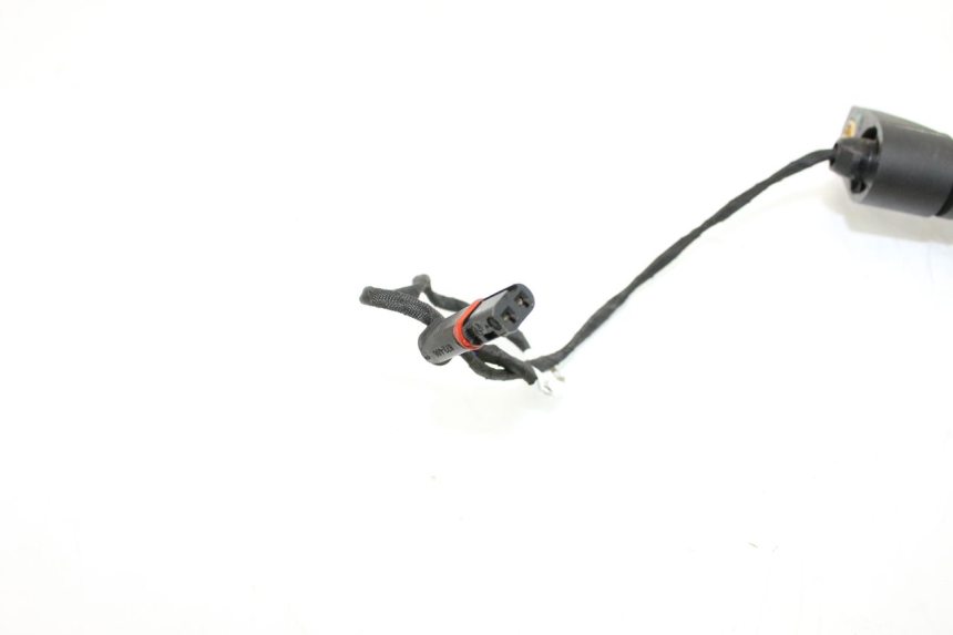 photo de CLIGNOTANT AVANT GAUCHE BMW F GS K81 850 (2018 - 2023) - Gros plan technique