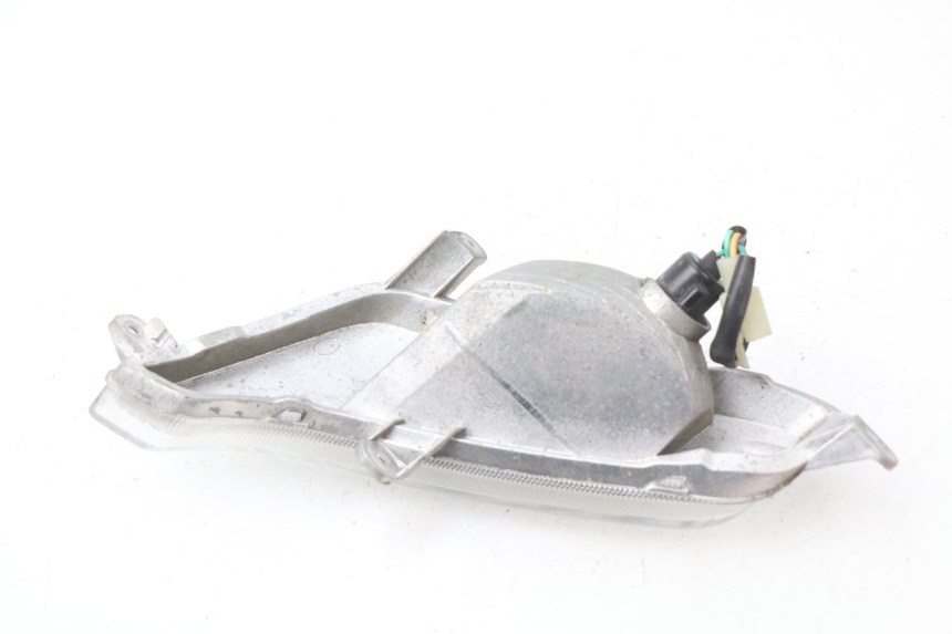 photo de CLIGNOTANT AVANT GAUCHE SYM FIDDLE 2 50 (2008 - 2013) - Autre angle de vue