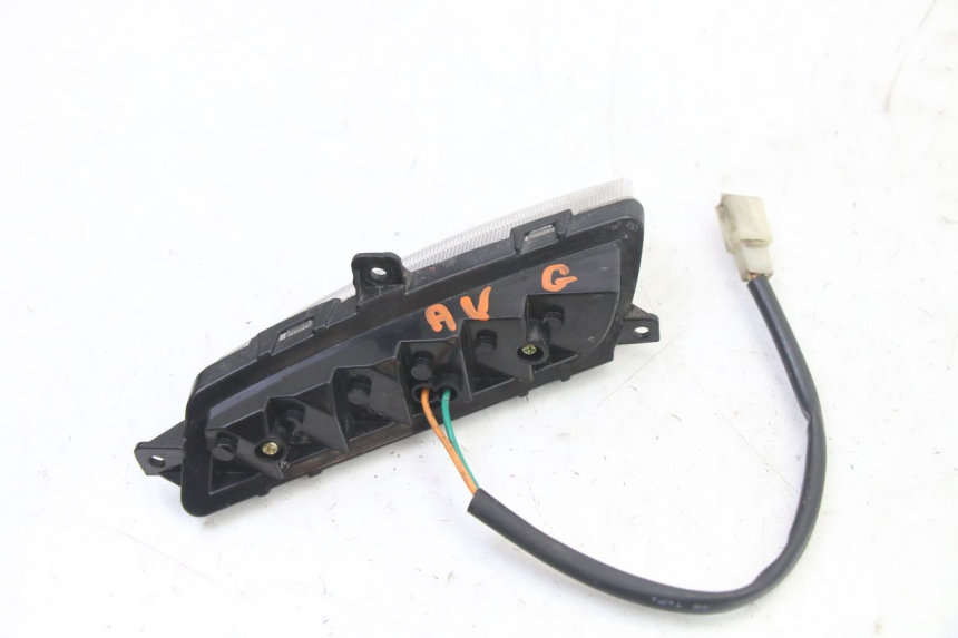 photo de CLIGNOTANT AVANT GAUCHE VENESI FLY RETRO 4T 50 (2020 - 2025) - Autre angle de vue