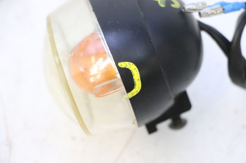 photo de CLIGNOTANT AVANT GAUCHE KEEWAY FOCUS 50 (2006 - 2009) - Autre angle de vue