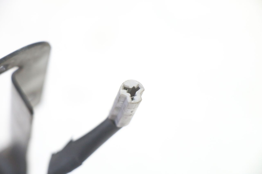 photo de CLIGNOTANT AVANT GAUCHE YAMAHA FZ6 FAZER S2 600 (2007 - 2011) - Points de fixation