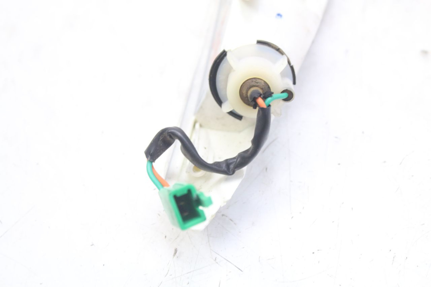 photo de CLIGNOTANT AVANT GAUCHE PEUGEOT GEOPOLIS RS 125 (2007 - 2009) - Détail de la pièce