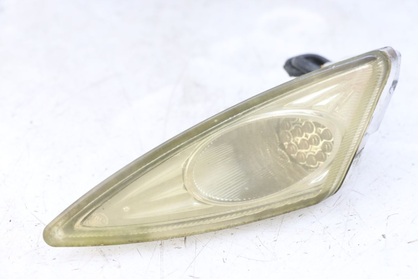 photo de CLIGNOTANT AVANT GAUCHE GOES WIKI 125 (2010 - 2015) - Vue principale