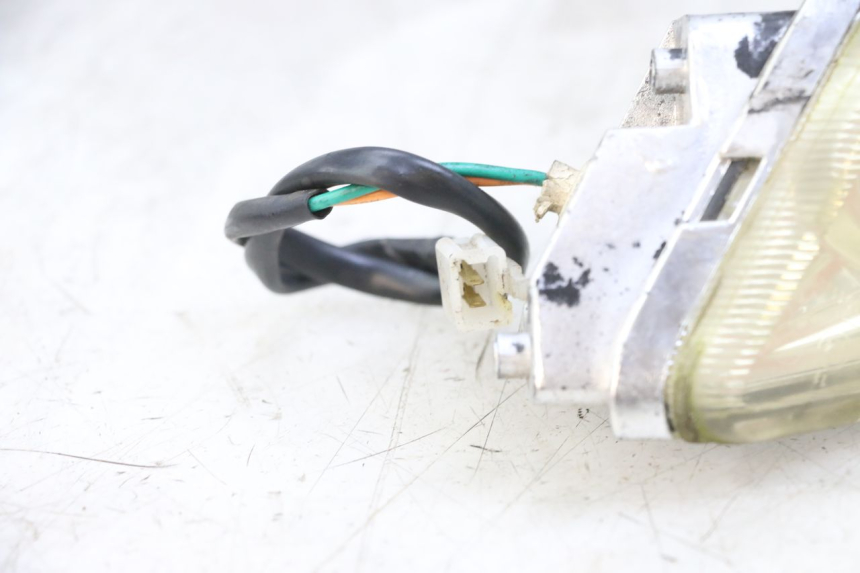 photo de CLIGNOTANT AVANT GAUCHE GOES WIKI 125 (2010 - 2015) - Zoom état d’usage