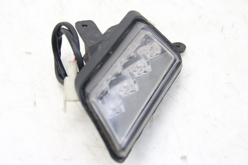 photo de CLIGNOTANT AVANT GAUCHE NECO GPX 4T 50 (2018 - 2022) - Détail de la pièce