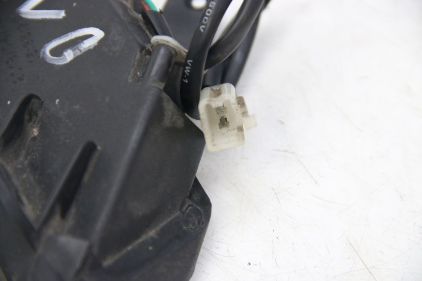 photo de CLIGNOTANT AVANT GAUCHE NECO GPX 4T 50 (2018 - 2022) - Gros plan technique