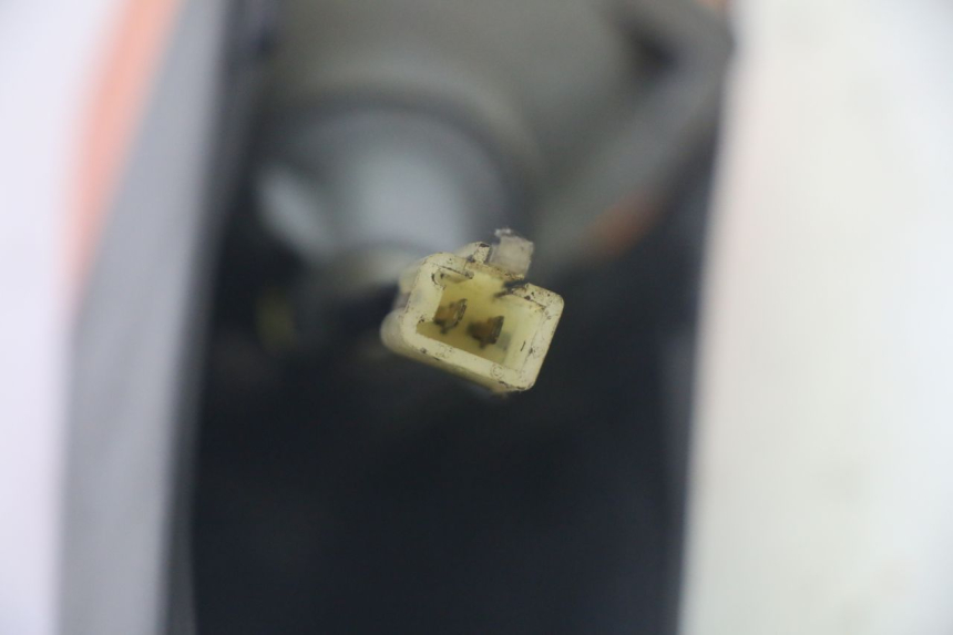 photo de CLIGNOTANT AVANT GAUCHE KAWASAKI GPZ RX 1000 (1986 - 1988) - État de surface