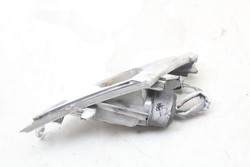 photo de CLIGNOTANT AVANT GAUCHE HONDA NES AROBASE 125 (2000 - 2003) - Zoom état d’usage