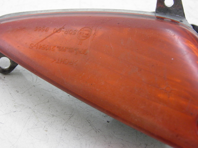 photo de CLIGNOTANT AVANT GAUCHE HONDA SH 125 (2003 - 2004) - Zoom état d’usage