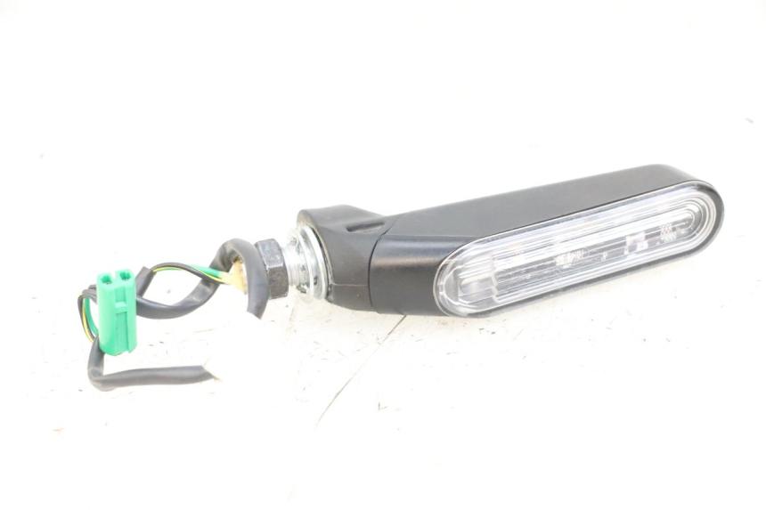 photo de CLIGNOTANT AVANT GAUCHE HUSQVARNA SVARTPILEN 401 (2018 - 2023) - Vue principale