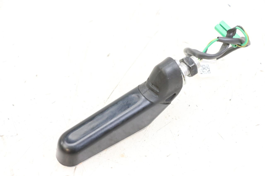 photo de CLIGNOTANT AVANT GAUCHE HUSQVARNA SVARTPILEN 401 (2018 - 2023) - Zoom état d’usage