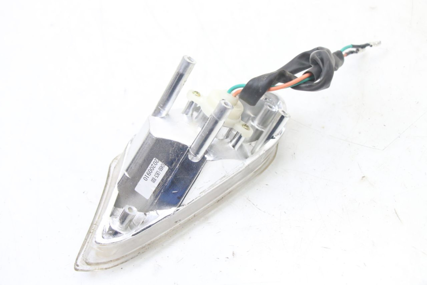 photo de CLIGNOTANT AVANT GAUCHE KYMCO AGILITY 4T 50 (2018 - 2022) - Autre angle de vue