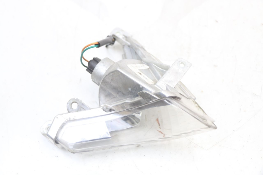 photo de CLIGNOTANT AVANT GAUCHE KYMCO X-TOWN XTOWN 125 (2016 - 2021) - Vue d’ensemble