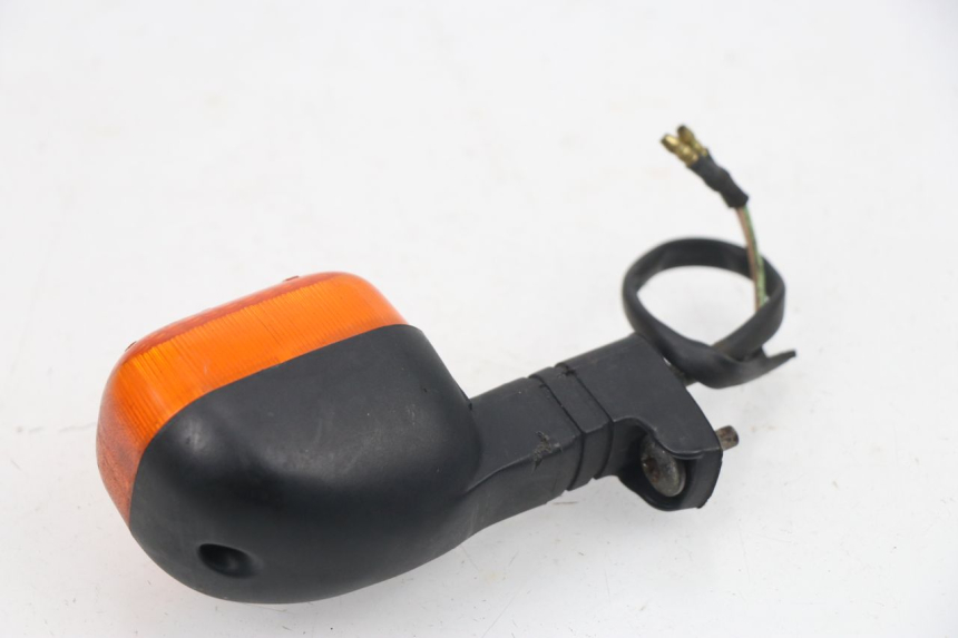 photo de CLIGNOTANT AVANT GAUCHE PEUGEOT LUDIX 50 (2005 - 2007) - Vue d’ensemble