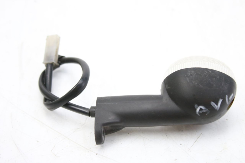 photo de CLIGNOTANT AVANT GAUCHE PEUGEOT LUDIX 50 (2008 - 2017) - Autre angle de vue