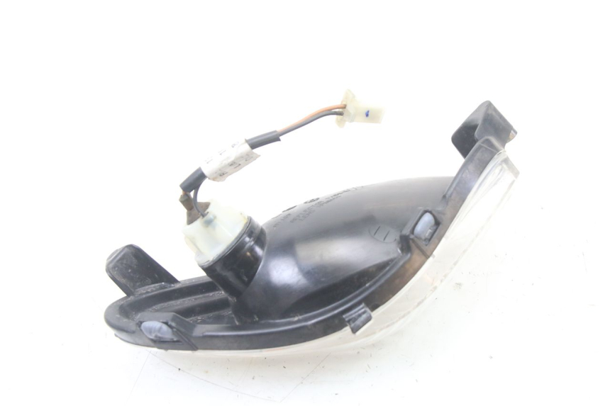 photo de CLIGNOTANT AVANT GAUCHE MBK OVETTO ONE 2T 50 (2013 - 2017) - Zoom état d’usage