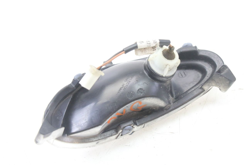 photo de CLIGNOTANT AVANT GAUCHE MBK OVETTO ONE 2T 50 (2013 - 2017) - Autre angle de vue