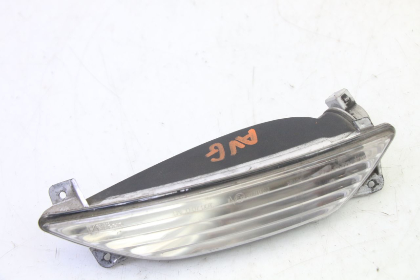 photo de CLIGNOTANT AVANT GAUCHE PIAGGIO MP3 125 (2006 - 2014) - Détail de la pièce