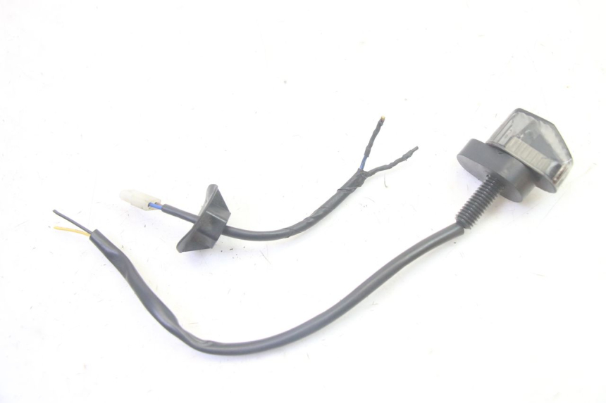 photo de CLIGNOTANT AVANT GAUCHE PIAGGIO MP3 500 (2016 - 2018) - Vue principale