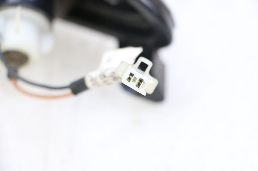 photo de CLIGNOTANT AVANT GAUCHE YAMAHA NEOS NEO'S 4T 50 (2008 - 2016) - Zoom état d’usage