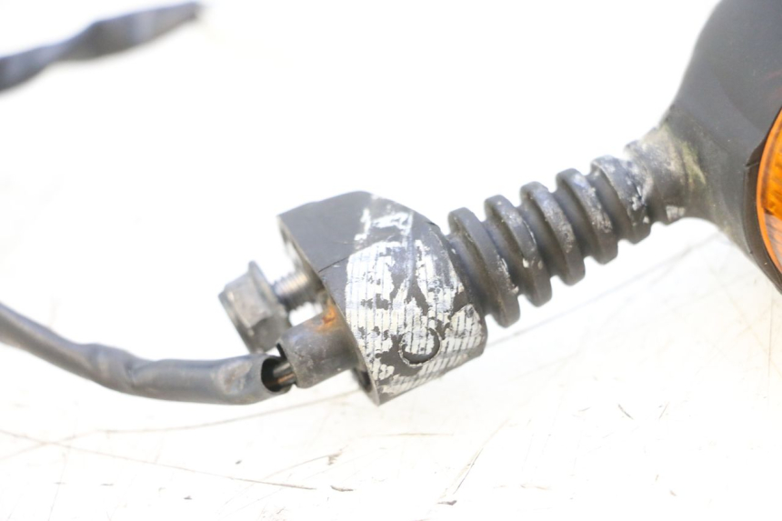 photo de CLIGNOTANT AVANT GAUCHE YAMAHA NEOS NEO'S 4T 50 (2008 - 2016) - Zoom état d’usage