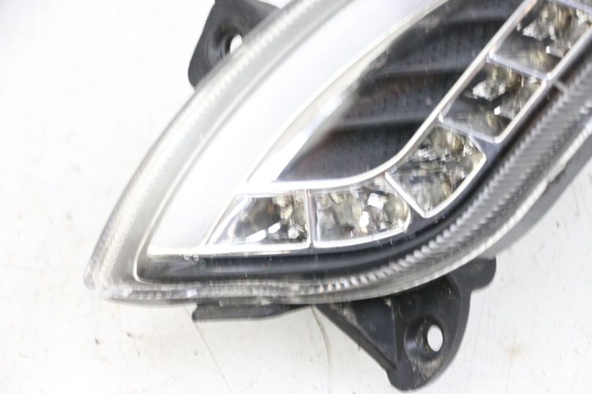 photo de CLIGNOTANT AVANT GAUCHE JM MOTORS OLDIES GT 4T 50 (2018 - 2025) - État de surface