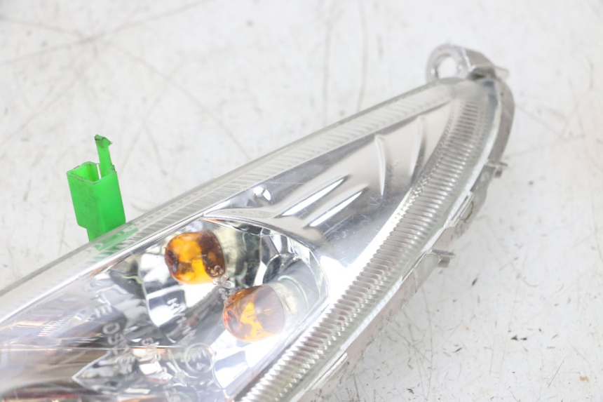 photo de CLIGNOTANT AVANT GAUCHE SYM ORBIT 2 4T 50 (2008 - 2017) - Points de fixation