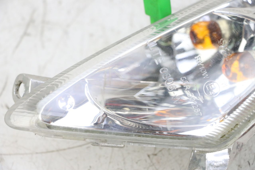 photo de CLIGNOTANT AVANT GAUCHE SYM ORBIT 2 4T 50 (2008 - 2017) - État de surface