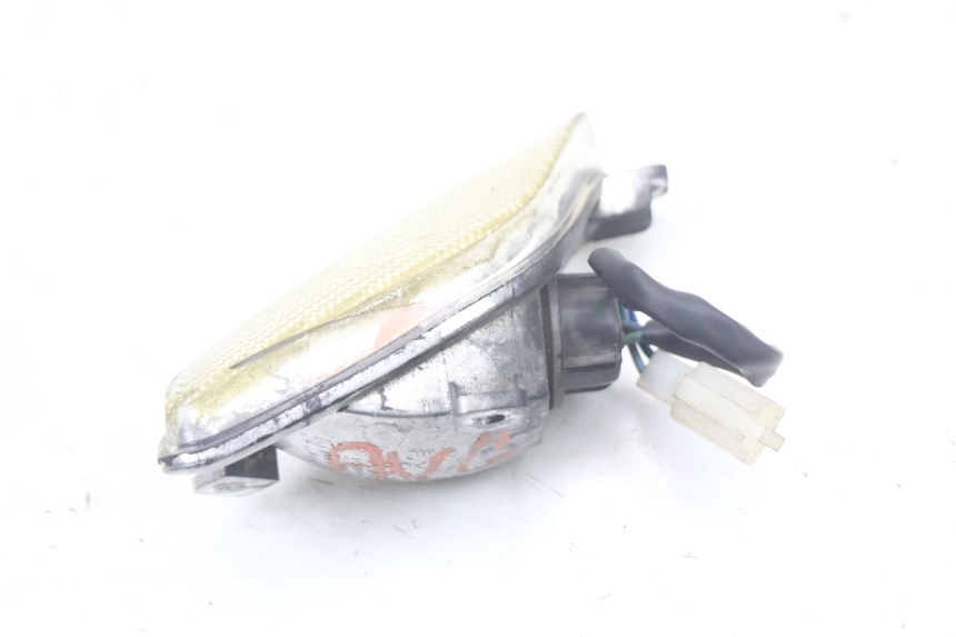 photo de CLIGNOTANT AVANT GAUCHE PIAGGIO NEW TYPHOON 50 (2010 - 2017) - Autre angle de vue