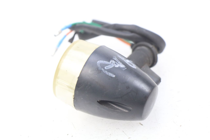 photo de CLIGNOTANT AVANT GAUCHE IMF INDUSTRIE PTIO 2 50 (2014 - 2017) - Zoom état d’usage