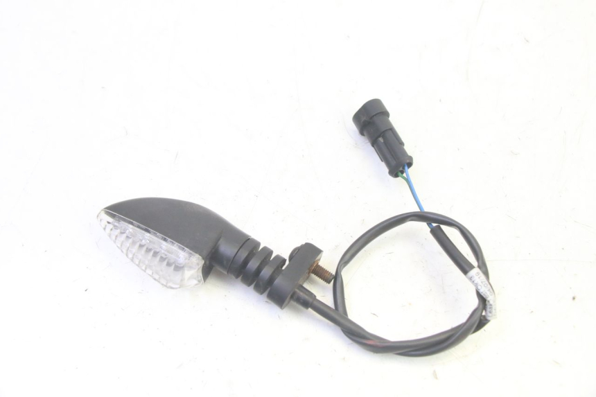 photo de CLIGNOTANT AVANT GAUCHE LIGIER PULSE 3 1 (2014 - 2020) - Zoom état d’usage