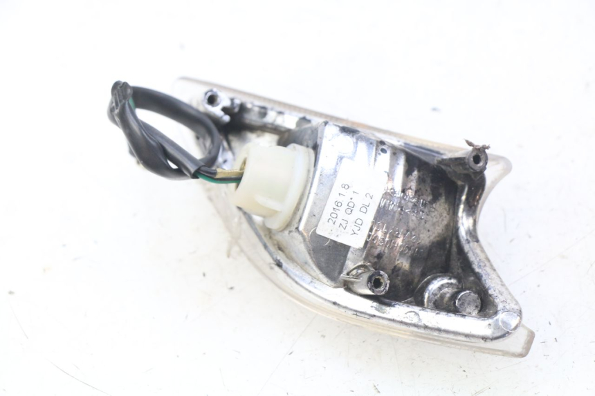 photo de CLIGNOTANT AVANT GAUCHE RIDE RACE GT 2T 50 (2012 - 2017) - Zoom état d’usage