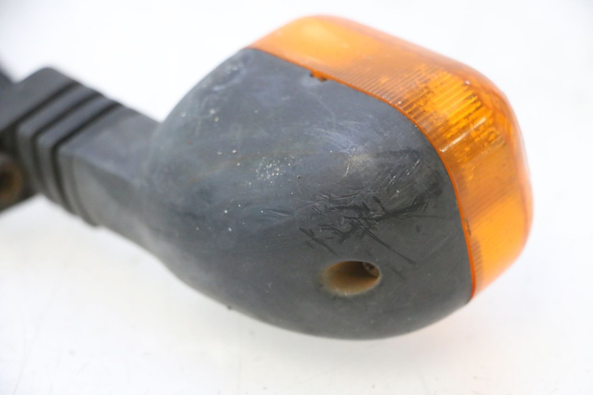 photo de CLIGNOTANT AVANT GAUCHE MZ RT 125 (2000 - 2008) - Gros plan technique