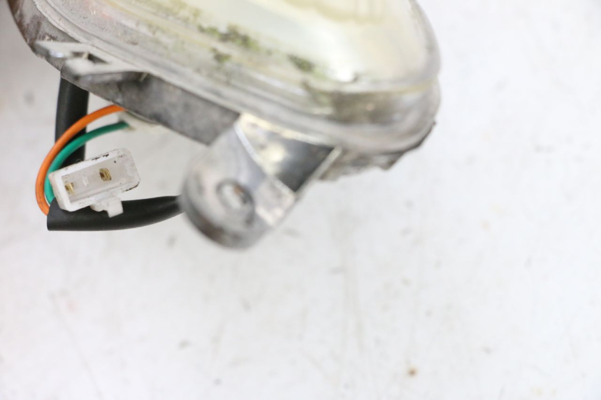 photo de CLIGNOTANT AVANT GAUCHE JM MOTORS SANTANA 50 (2014 - 2023) - Zoom état d’usage