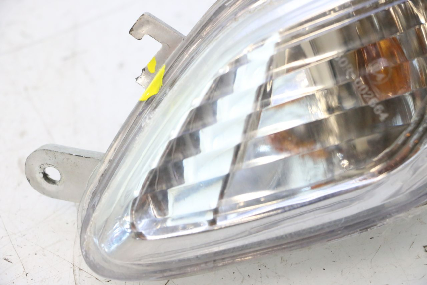 photo de CLIGNOTANT AVANT GAUCHE JM MOTORS SANTANA 50 (2014 - 2023) - Marquages et références