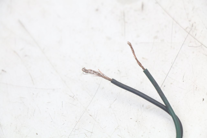 photo de CLIGNOTANT AVANT GAUCHE TRIUMPH SPEED TRIPLE T301 900 (1994 - 1996) - Vue d’ensemble