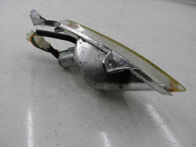 photo de CLIGNOTANT AVANT GAUCHE TNT MOTOR ROMA 10' 4T 50 (2007 - 2018) - Zoom état d’usage