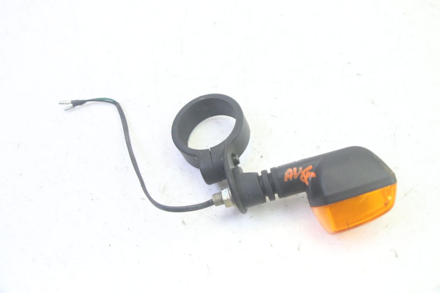 photo de CLIGNOTANT AVANT GAUCHE KSR TR SM 50 (2015 - 2018) - Zoom état d’usage