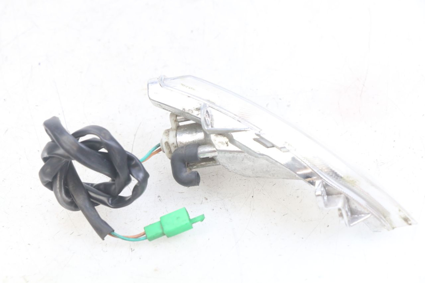 photo de CLIGNOTANT AVANT GAUCHE PEUGEOT TWEET 4T 50 (2018 - 2022) - État de surface