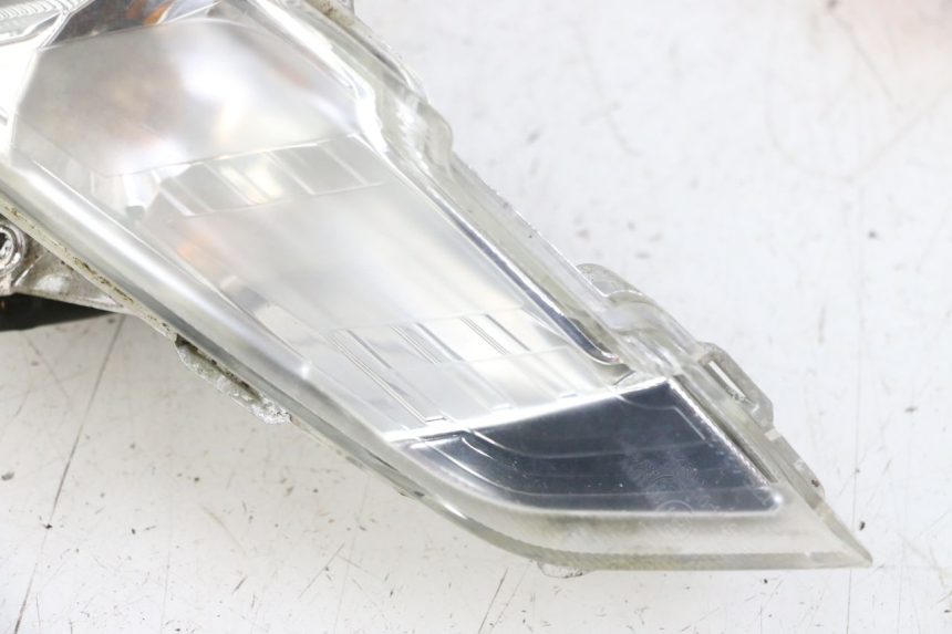 photo de CLIGNOTANT AVANT GAUCHE PEUGEOT TWEET 4T 50 (2014 - 2019) - Détail de la pièce